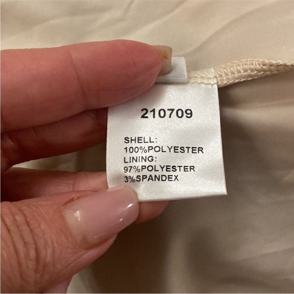 Floral Embroidered Maxi Dress - Picture 15 of 15